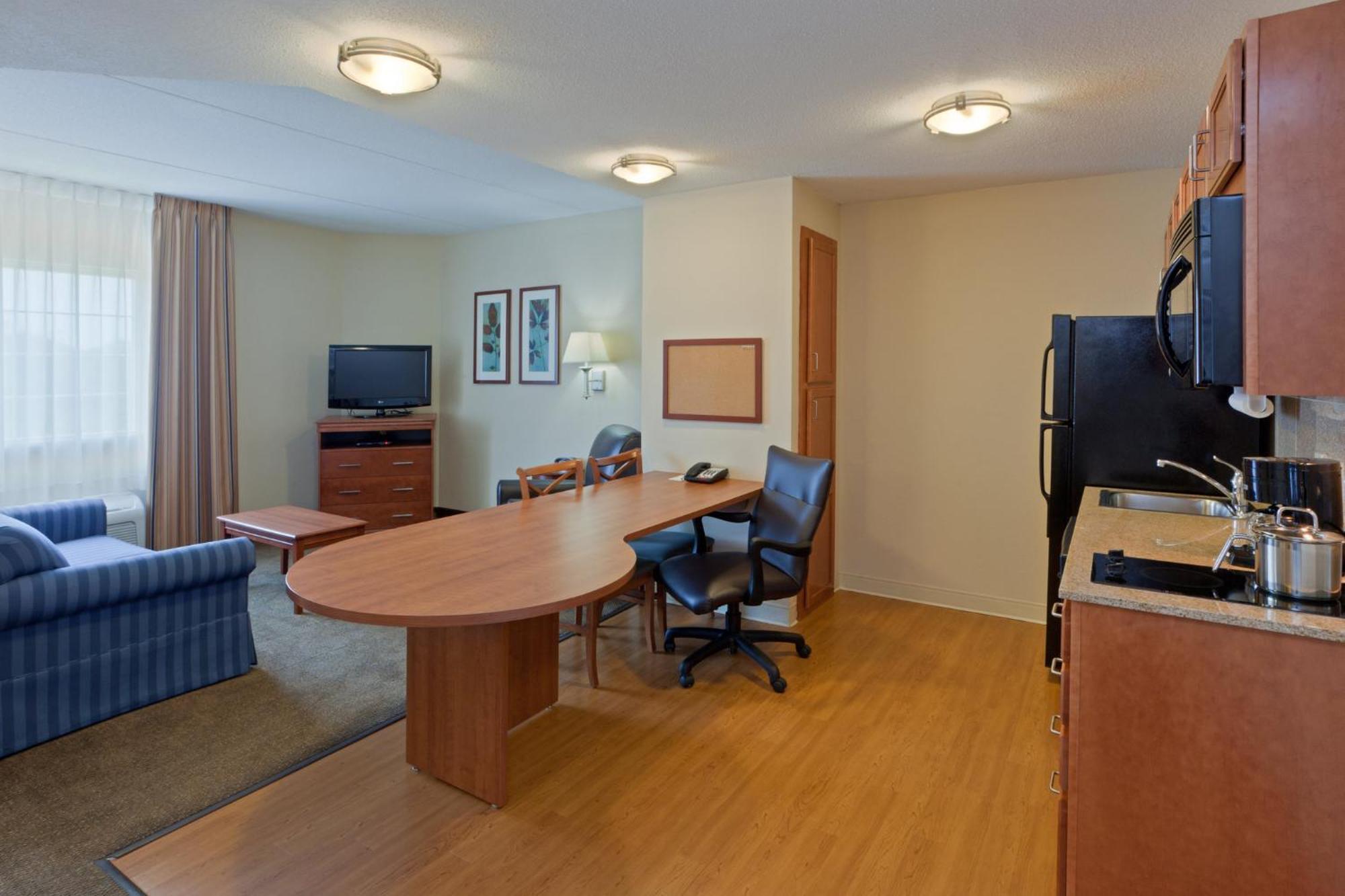 Candlewood Suites Manassas By Ihg Exterior photo